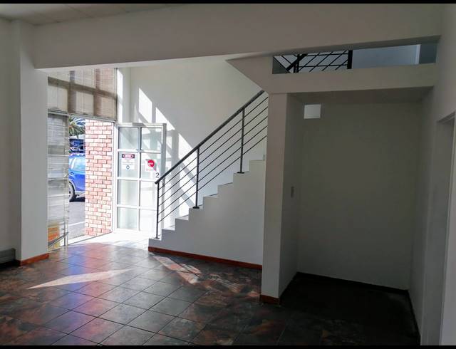 296M² WAREHOUSE TO LET IN BEACONVALE